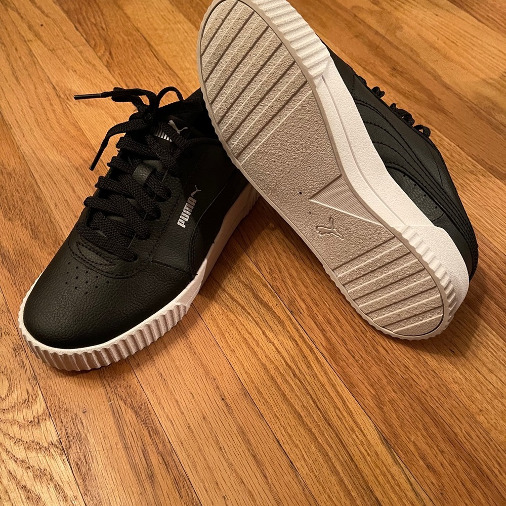 Women’s New Puma shoes